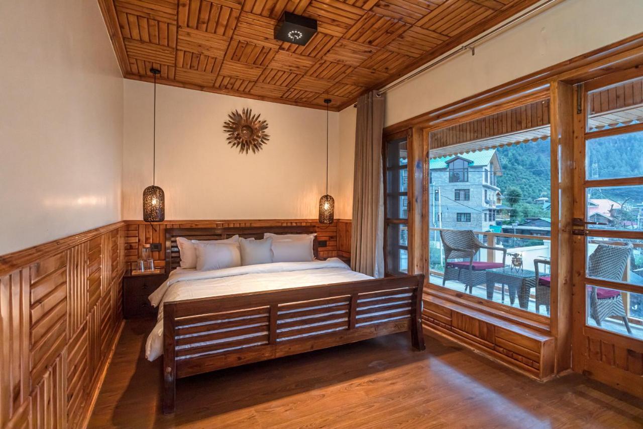 Saffronstays Monarch Manor, Manali - Regal Mansion Manāli Exterior foto